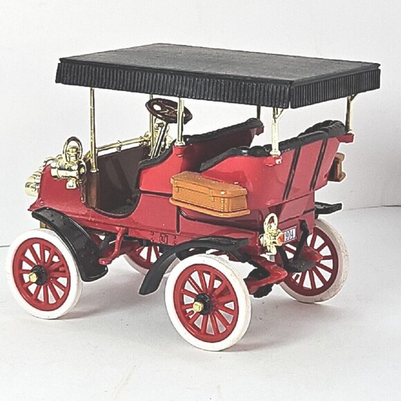 1904 Cadillac Model B   1:32 Scale Surrey Diecast All White Tires - Picture 3 of 11